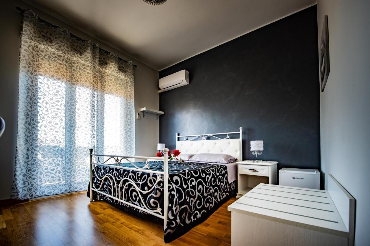 Bnb Cheope Syracuse Екстер'єр фото